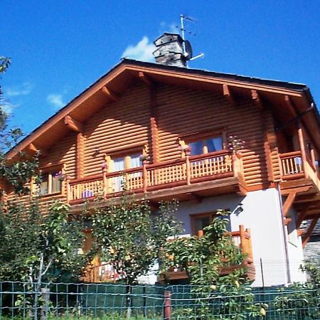 Casa Adriana Apartment Saint-Vincent Bagian luar foto