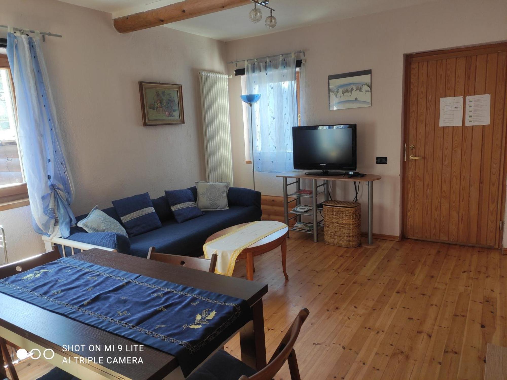 Casa Adriana Apartment Saint-Vincent Bagian luar foto