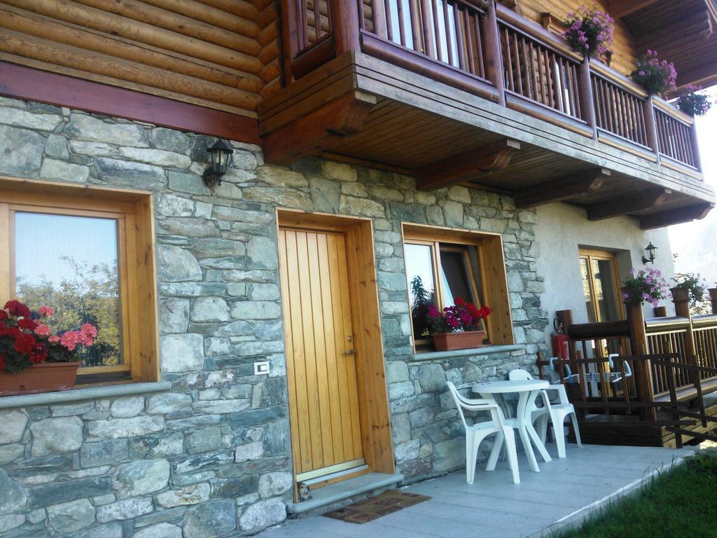 Casa Adriana Apartment Saint-Vincent Bagian luar foto