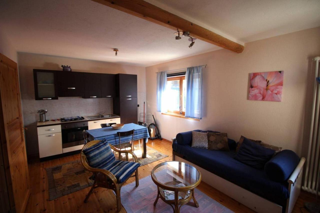 Casa Adriana Apartment Saint-Vincent Bagian luar foto